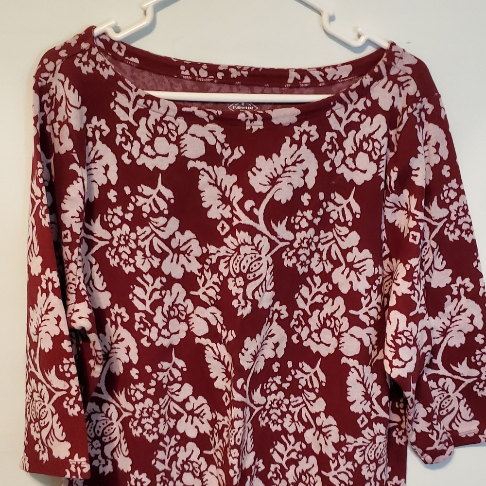 3/4 length sleeve t-shirt